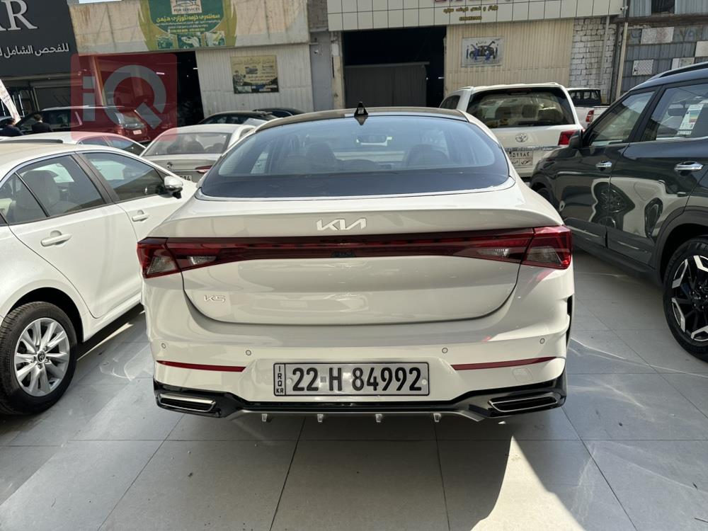 Kia K5